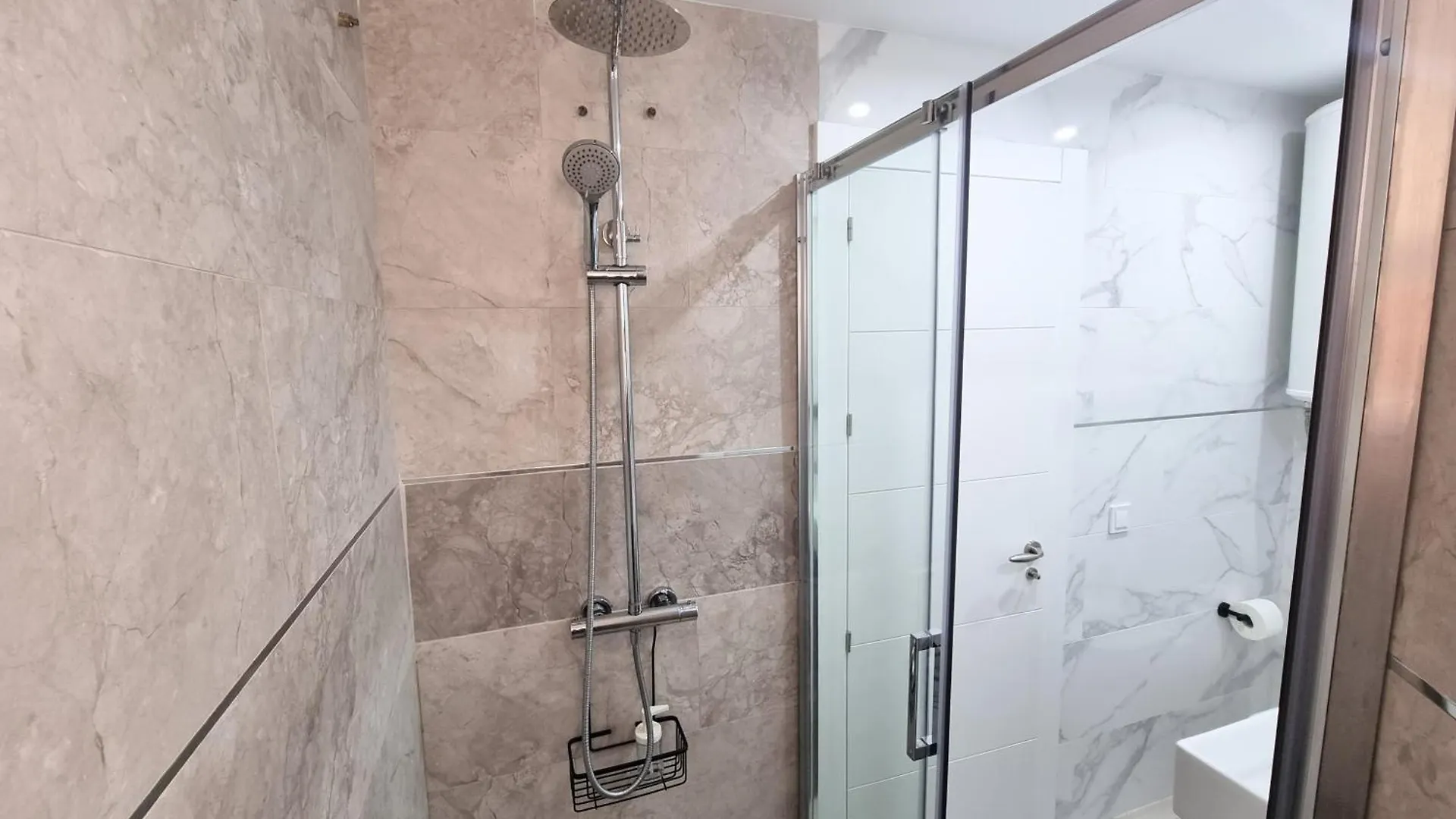 Aljaima I City Center And Beach Apartment Fuengirola